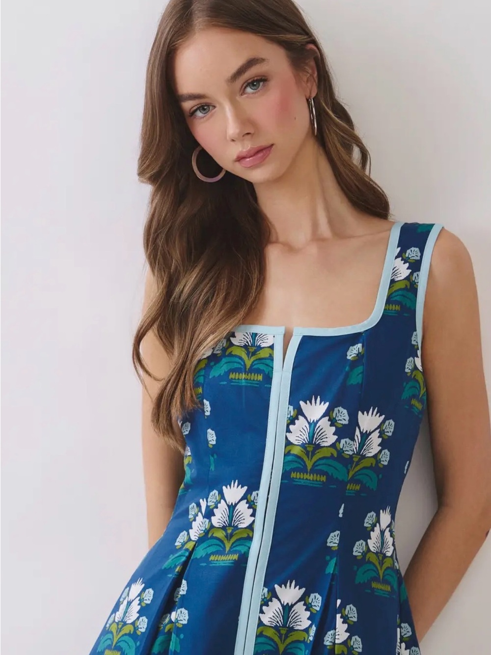 So pretty!! NIB Jewel Tone Floral Bouquet Print Midi Tuckernuck S M L - Picture 2 of 8